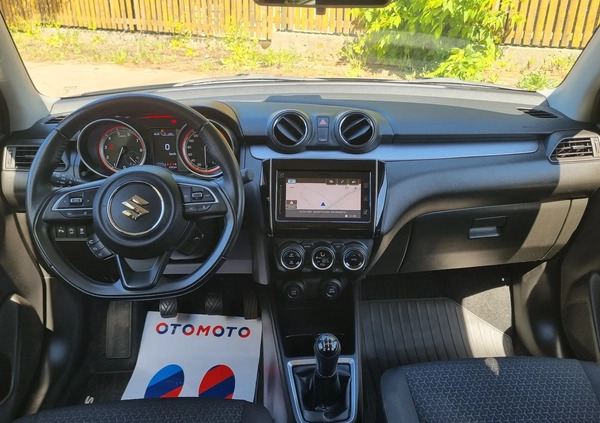 Suzuki Swift cena 51999 przebieg: 37000, rok produkcji 2021 z Biała małe 301